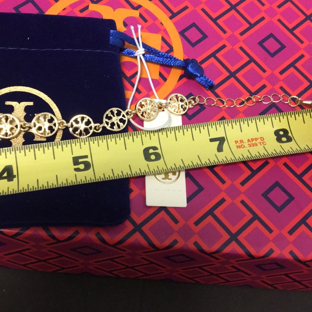 ❤️NWT TORY BURCH SINGLE STRAND BRACELET ❤️ - Picture 4 of 5